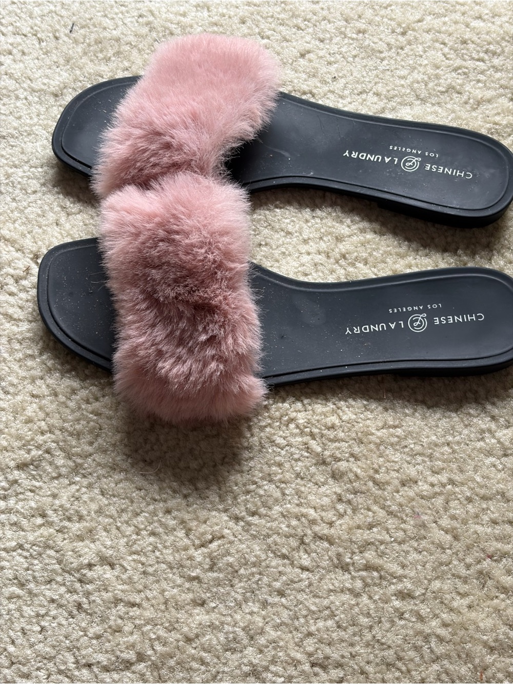 Chinese Laundry Dusty Pink Faux Fur Slide Sandals